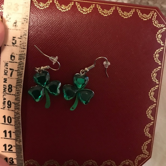 Green Clover Three Heart Dangle Earrings - New - Picture 6 of 7